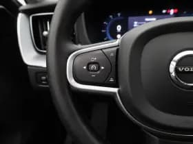 Volvo XC60 2 0 recharge t6 awd business pro facelift pano camera keyless memory stoel en stuurverw thumbnail 19