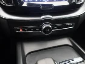 Volvo XC60 2 0 recharge t6 awd business pro facelift pano camera keyless memory stoel en stuurverw thumbnail 25