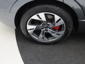 Audi Q8 sportback e tron 50 quattro s edition 95 kwh 360 sfeerverl luchtv keyless stoelverw thumbnail 30