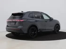 Volkswagen Tiguan new 1 5 ehybrid r line edition pano 360 adaptive hud iq light memory stoelmassage stoelvent stoelverw trekhaak thumbnail 5