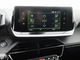 Peugeot 208 1 2 puretech 100 pk automaat gt line camera carplay thumbnail 17