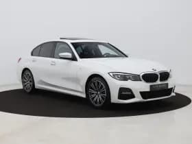 BMW 3-serie serie 320e m sport pano camera memory stoelverwarming trekhaak thumbnail 2
