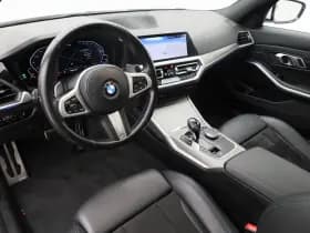 BMW 3-serie serie 320e m sport pano camera memory stoelverwarming trekhaak thumbnail 10