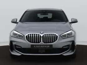 BMW 1-serie serie 118i m sport camera keyless stoel en stuurverw thumbnail 12
