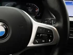 BMW 1-serie serie 118i m sport camera keyless stoel en stuurverw thumbnail 16