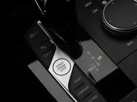 BMW 1-serie serie 118i m sport camera keyless stoel en stuurverw thumbnail 21