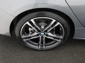 BMW 1-serie serie 118i m sport camera keyless stoel en stuurverw thumbnail 27