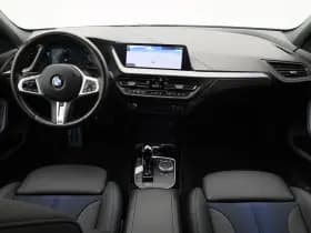 BMW 1-serie serie 118i m sport camera keyless stoel en stuurverw thumbnail 7