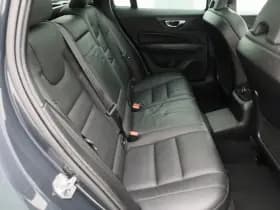 Volvo V60 2 0 t8 twin engine awd inscription pano camera adaptive keyless thumbnail 12