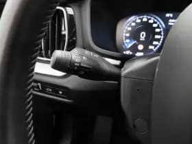Volvo V60 2 0 t8 twin engine awd inscription pano camera adaptive keyless thumbnail 18