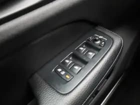 Volvo V60 2 0 t8 twin engine awd inscription pano camera adaptive keyless thumbnail 20