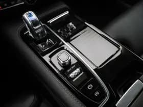 Volvo V60 2 0 t8 twin engine awd inscription pano camera adaptive keyless thumbnail 23