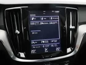 Volvo V60 2 0 t8 twin engine awd inscription pano camera adaptive keyless thumbnail 26