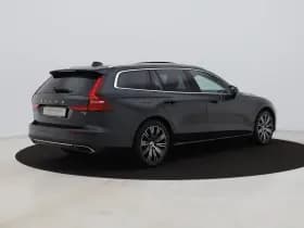 Volvo V60 2 0 t8 twin engine awd inscription pano camera adaptive keyless thumbnail 5