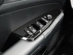 Kia Sportage 1 6 t gdi plug in hybrid awd dynamicline camera adaptive thumbnail 20