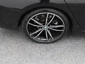 BMW 3-serie serie 318i automaat m sport touring camera carplay stoelverwarming thumbnail 28