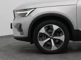 Volvo XC40 2 0 b3 ultimate bright pano 360 h k keyless stoel en stuurverw thumbnail 21