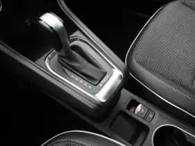 Renault Captur 1 6 e tech plug in hybrid 160 intens camera keyless thumbnail 12