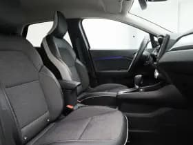 Renault Captur 1 6 e tech plug in hybrid 160 intens camera keyless thumbnail 8