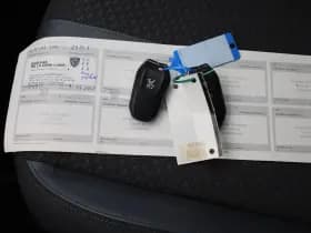 Peugeot 2008 1 2 puretech 130 pk automaat allure camera carplay thumbnail 25