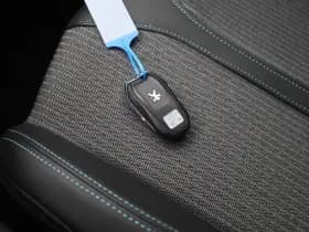 Peugeot 3008 1 6 hybrid 225 pk automaat allure camera carplay thumbnail 27