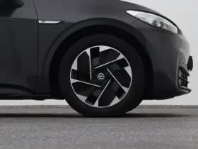 Volkswagen ID.3 3 first 58 kwh adaptive stoel en stuurverw trekhaak thumbnail 42