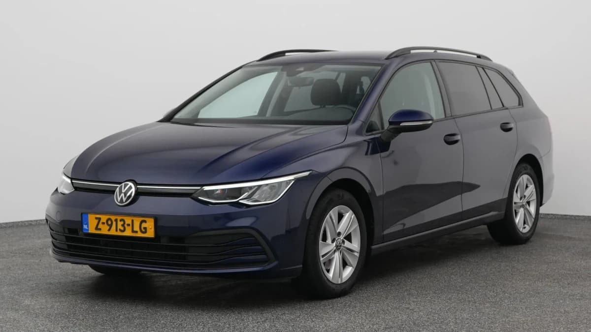 Volkswagen Golf 1 0 etsi life variant adaptive stoel en stuurverw — foto 1
