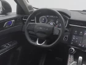 Lynk & 01 1 5 plug in hybrid 360 thumbnail 7