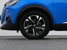 Peugeot E-2008 2008 ev allure 50 kwh camera adaptive stoelverwarming thumbnail 40