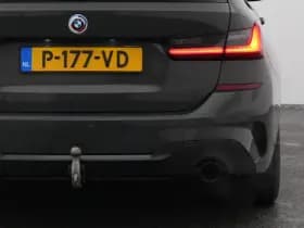 BMW 3-serie serie 318i business edition m sport touring navi carplay trekhaak thumbnail 20