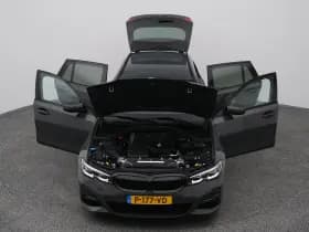 BMW 3-serie serie 318i business edition m sport touring navi carplay trekhaak thumbnail 27
