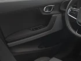 Polestar 2 standard range single motor 63kwh pano 360 h k stoel en stuurverw trekhaak thumbnail 12