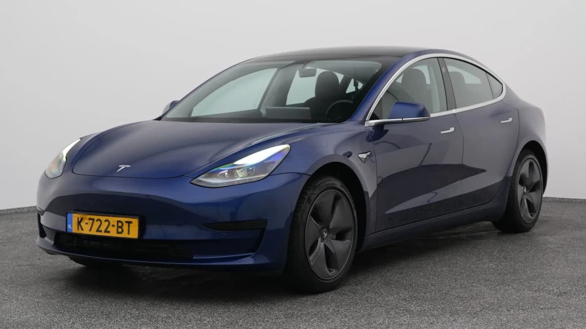 Tesla Model 3 standard rwd plus 60 kwh pano autopilot camera adaptive stoelverw — foto 1