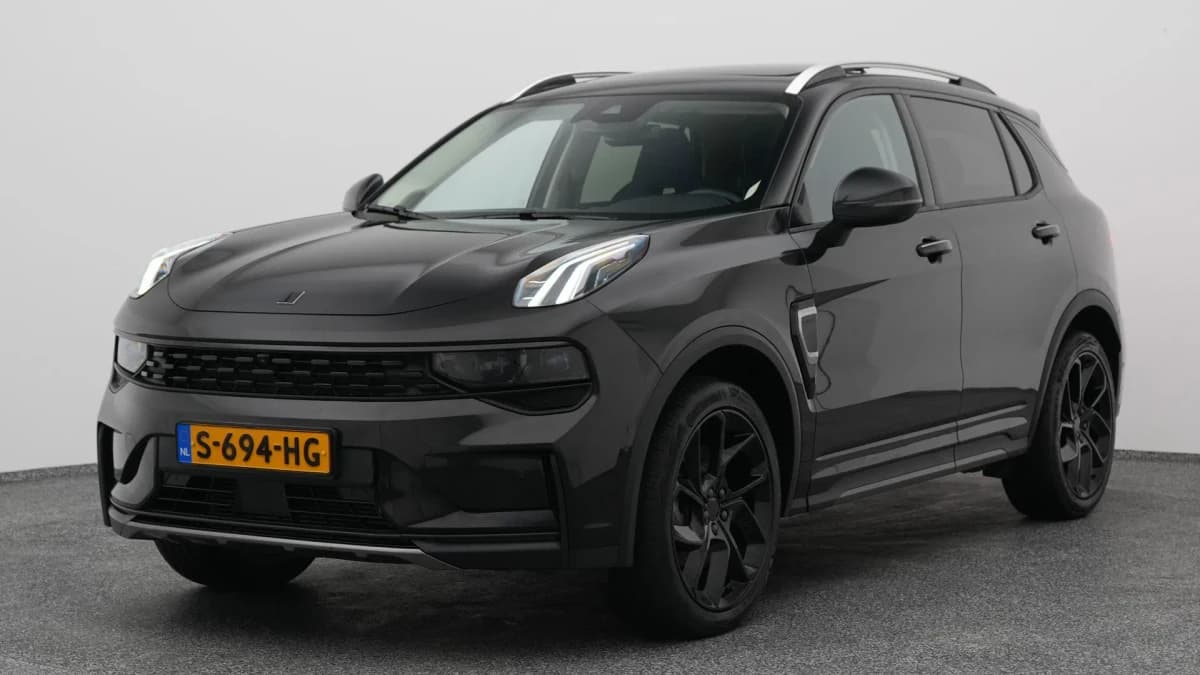 Lynk & 01 1 5 plug in hybrid 360 black nld auto — foto 1