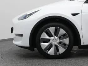 Tesla Model y rwd 58 kwh pano camera autopilot keyless stoelverwarming thumbnail 22