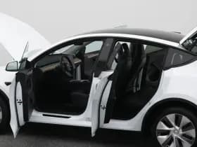 Tesla Model y rwd 58 kwh pano camera autopilot keyless stoelverwarming thumbnail 34