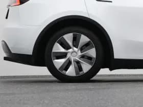 Tesla Model y rwd 58 kwh pano camera autopilot keyless stoelverwarming thumbnail 42