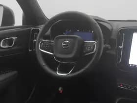 Volvo XC40 recharge plus 70 kwh camera adaptive keyless stoel en stuurverw thumbnail 8