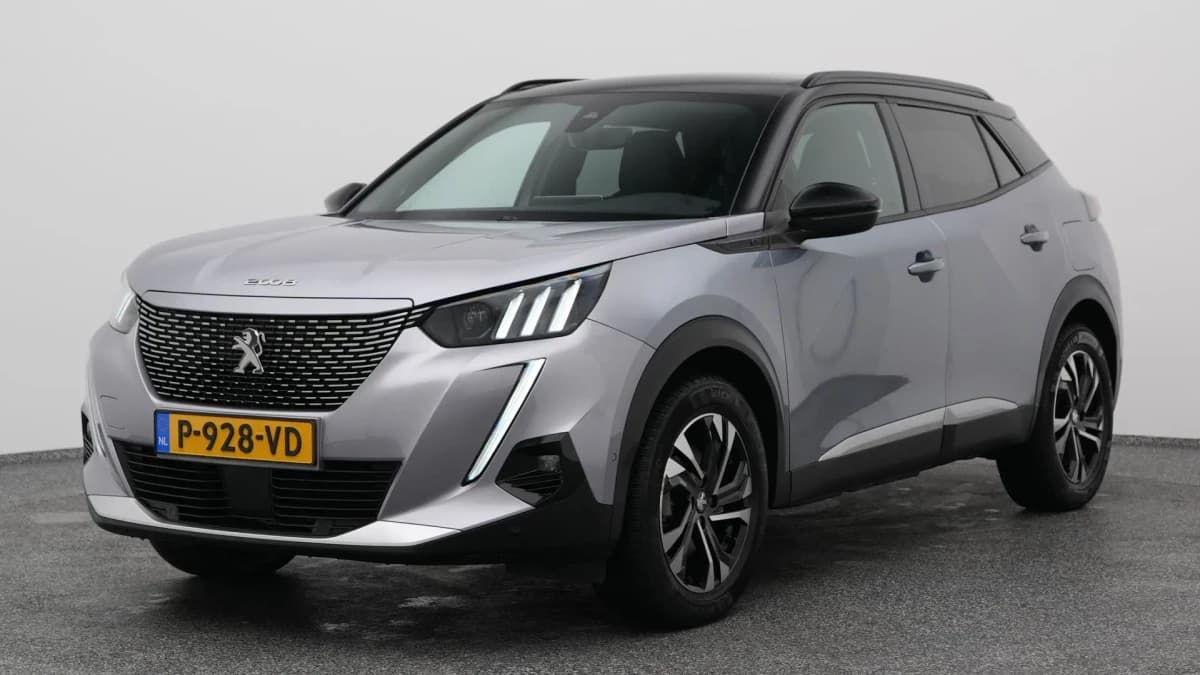 Peugeot E-2008 2008 ev allure pack 50 kwh camera keyless — foto 1