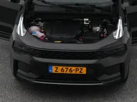 Lynk & 01 1 5 plug in hybrid 360 black zwarte hemel stuurverwarming nld auto thumbnail 31