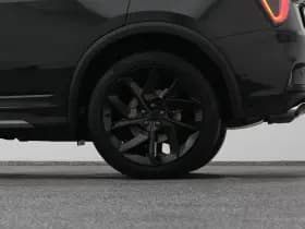 Lynk & 01 1 5 plug in hybrid 360 black zwarte hemel stuurverwarming nld auto thumbnail 40