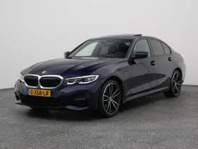 BMW 3-serie serie 330e edrive edition m sport leder keyless stoel stuurverw camera