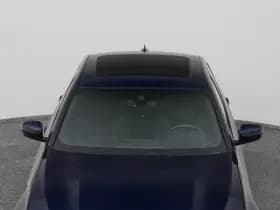 BMW 3-serie serie 330e edrive edition m sport leder keyless stoel stuurverw camera thumbnail 33