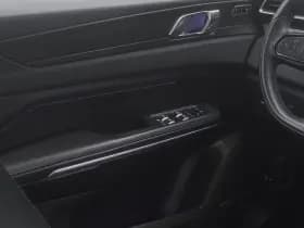 Lynk & 01 1 5 plug in hybrid 360 black nld auto thumbnail 11