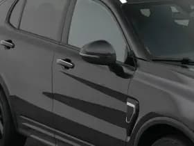 Lynk & 01 1 5 plug in hybrid 360 black zwarte hemel nld auto thumbnail 23