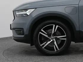 Volvo XC40 1 5 t5 twin engine r design 360 keyless memory thumbnail 21