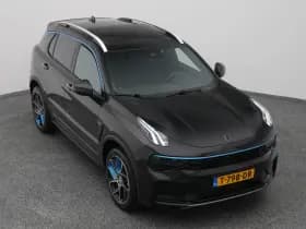 Lynk & 01 1 5 plug in hybrid 360 zwarte hemel nld auto thumbnail 24