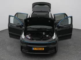 Lynk & 01 1 5 plug in hybrid 360 zwarte hemel nld auto thumbnail 27