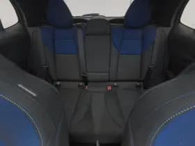 Lynk & 01 1 5 plug in hybrid 360 zwarte hemel nld auto thumbnail 4