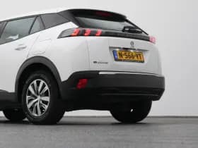 Peugeot E-2008 2008 ev blue lease active 50 kwh camera carplay thumbnail 22